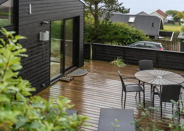 1 Bedroom Stunning In V * Esbjerg